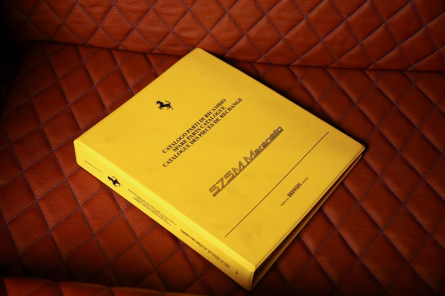 Сервисные книги Ferrari 575 GTZ 2005 года  (фото 44 из 52)